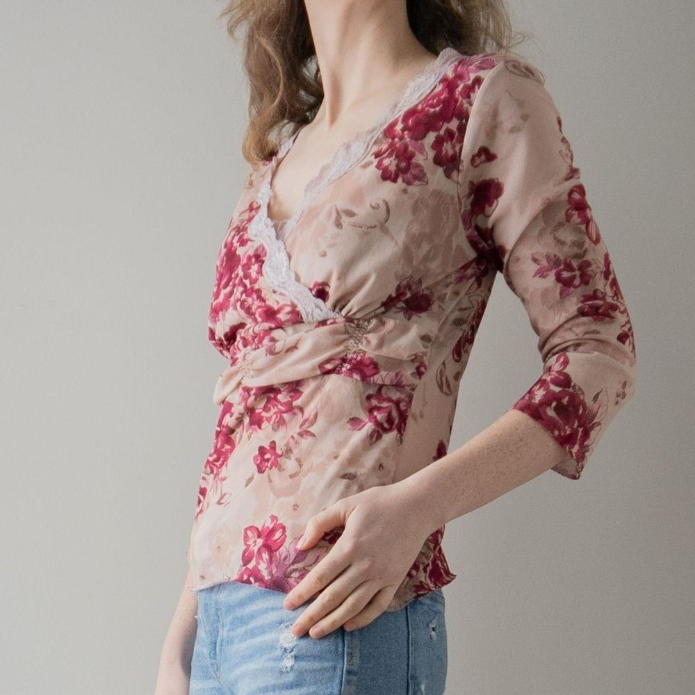 Y2K Pink Floral Lace 3/4 quarter sleeve wrap fairy cottagecore girlhood Shirt